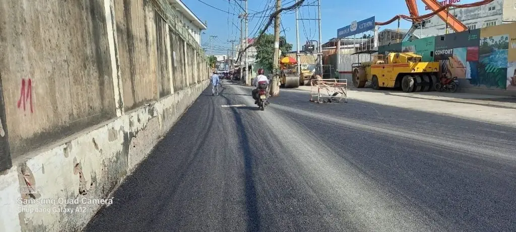 Trải Nhựa Mặt Tiền Đường Số 6