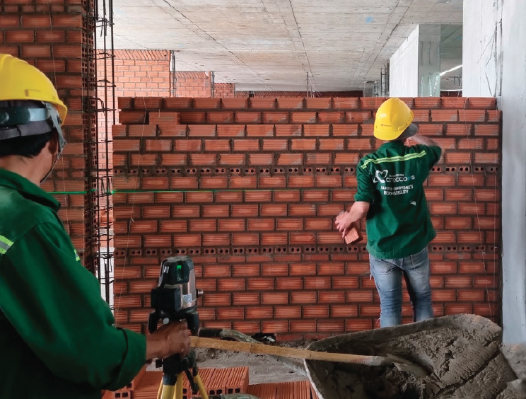 tien do xay dung thap the aster